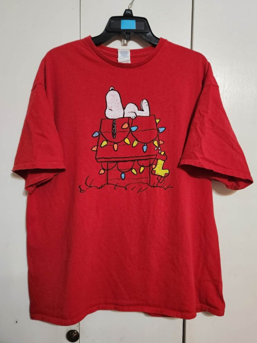 Peanuts Snoopy Christmas T-Shirt 2XL Delta Pro Weight Red Doghouse Lights Xmas